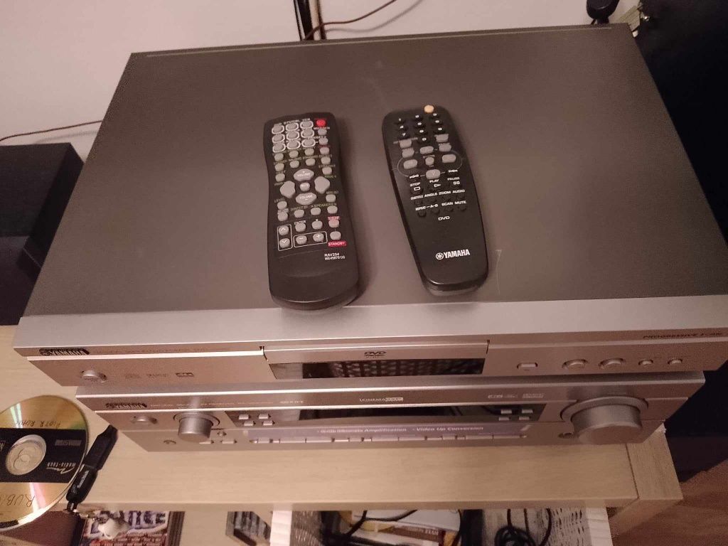 Amplituner Yamaha RX-v 540 plu DWD