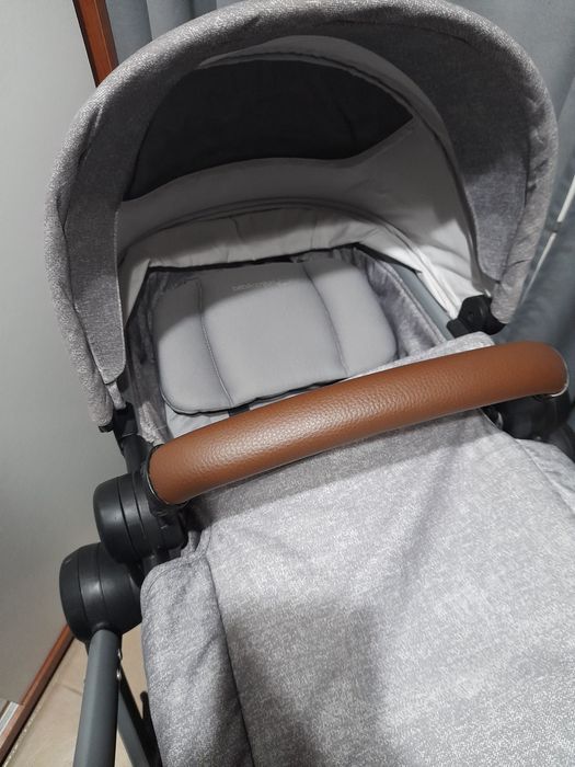 Vendo carrinho de bebé com alcofa bebeconfort