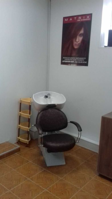 Сдам помещение  на жм Коммунар