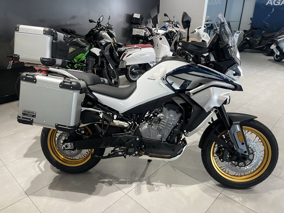 CfMoto 800mt explore