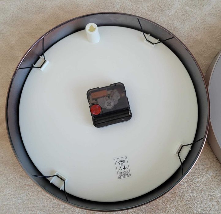 Zegar ścienny Karlsson i Lemnos