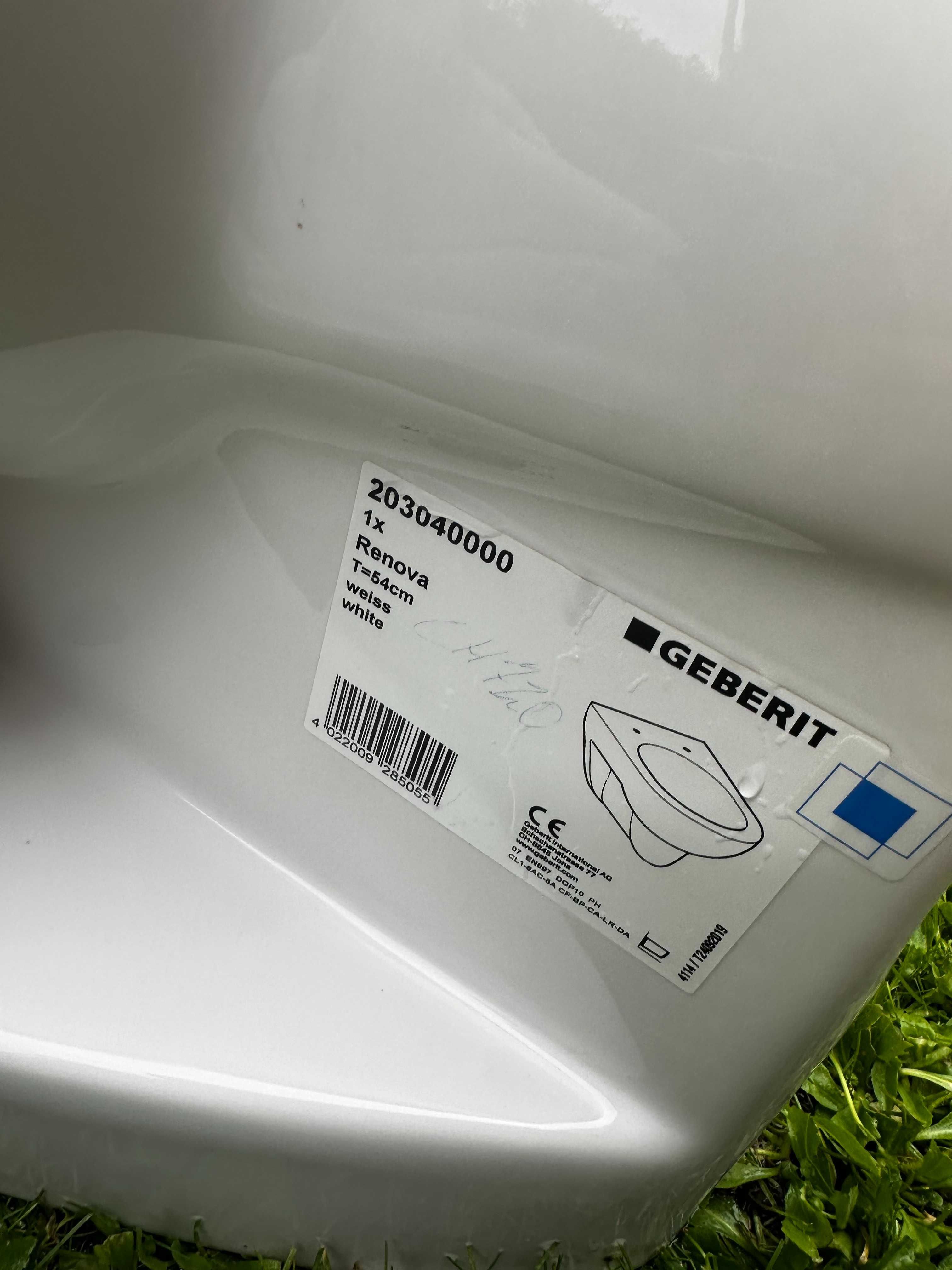 Villeroy&Boch_Geberit 203040 _REISSER CH940_GOLF V310301_ WC NOWE