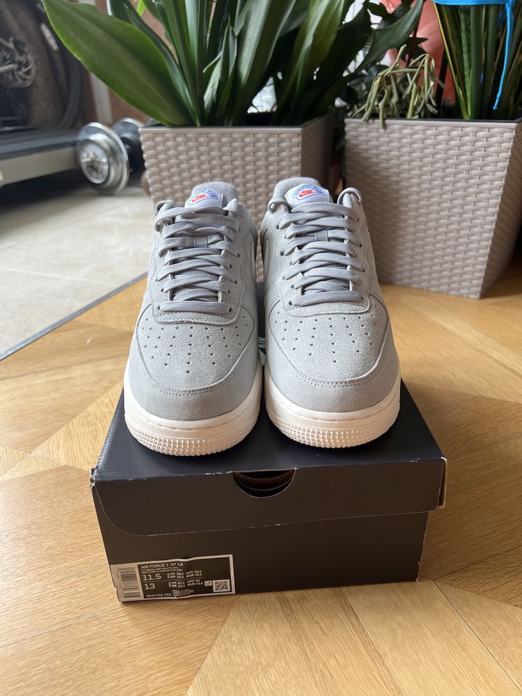 Nike Air Force 1 07 LX (DH7435-001) US11.5 оригінал