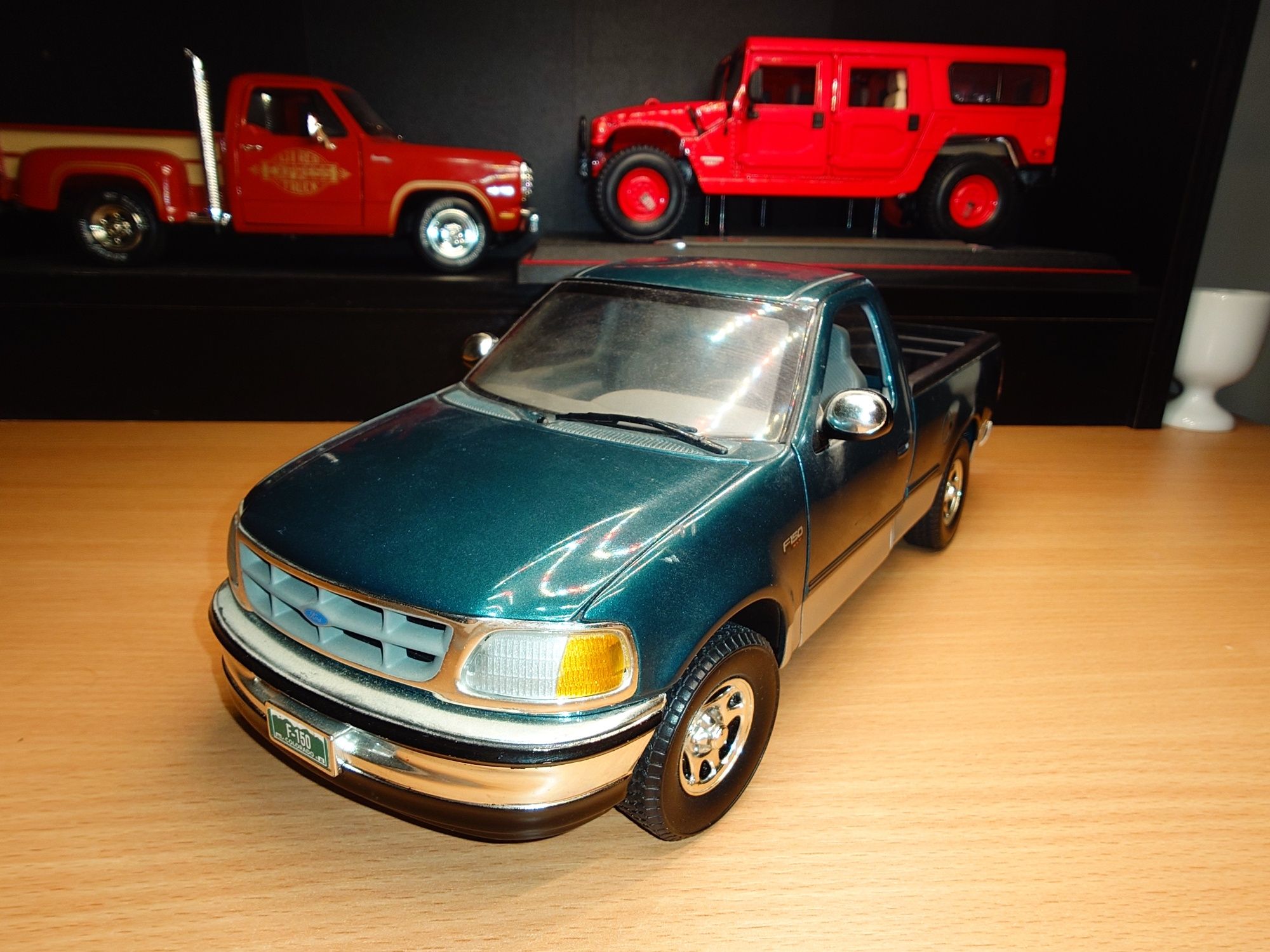 Модель Ford 150 90x років Фірми ERTL 1:18