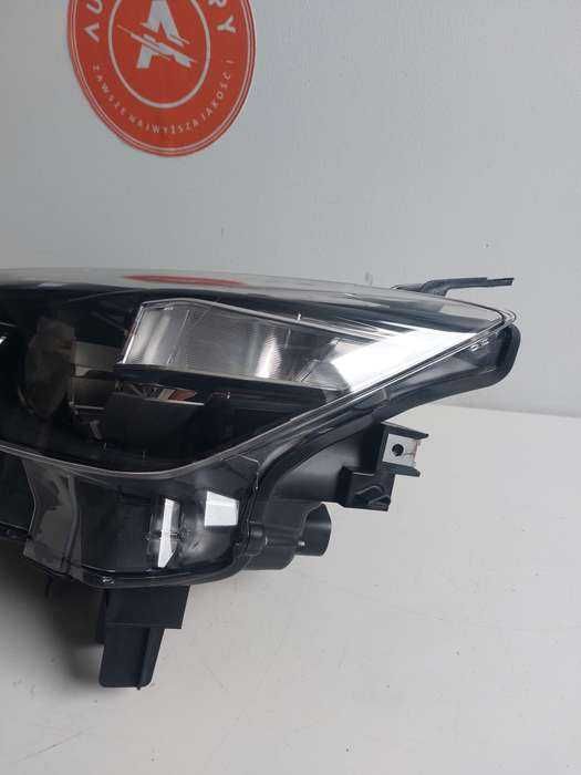 Lampa przednia lewa Mazda CX-3 15-19 Europa