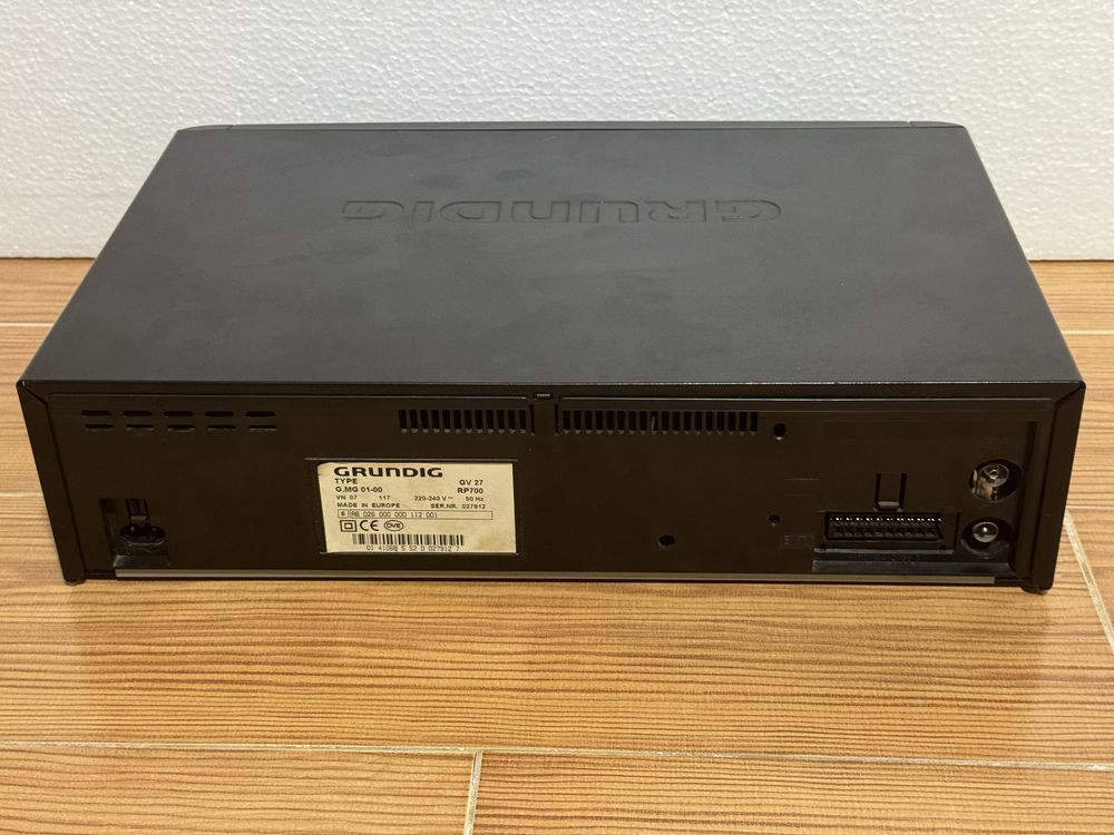 Leitor gravador VHS Grundig