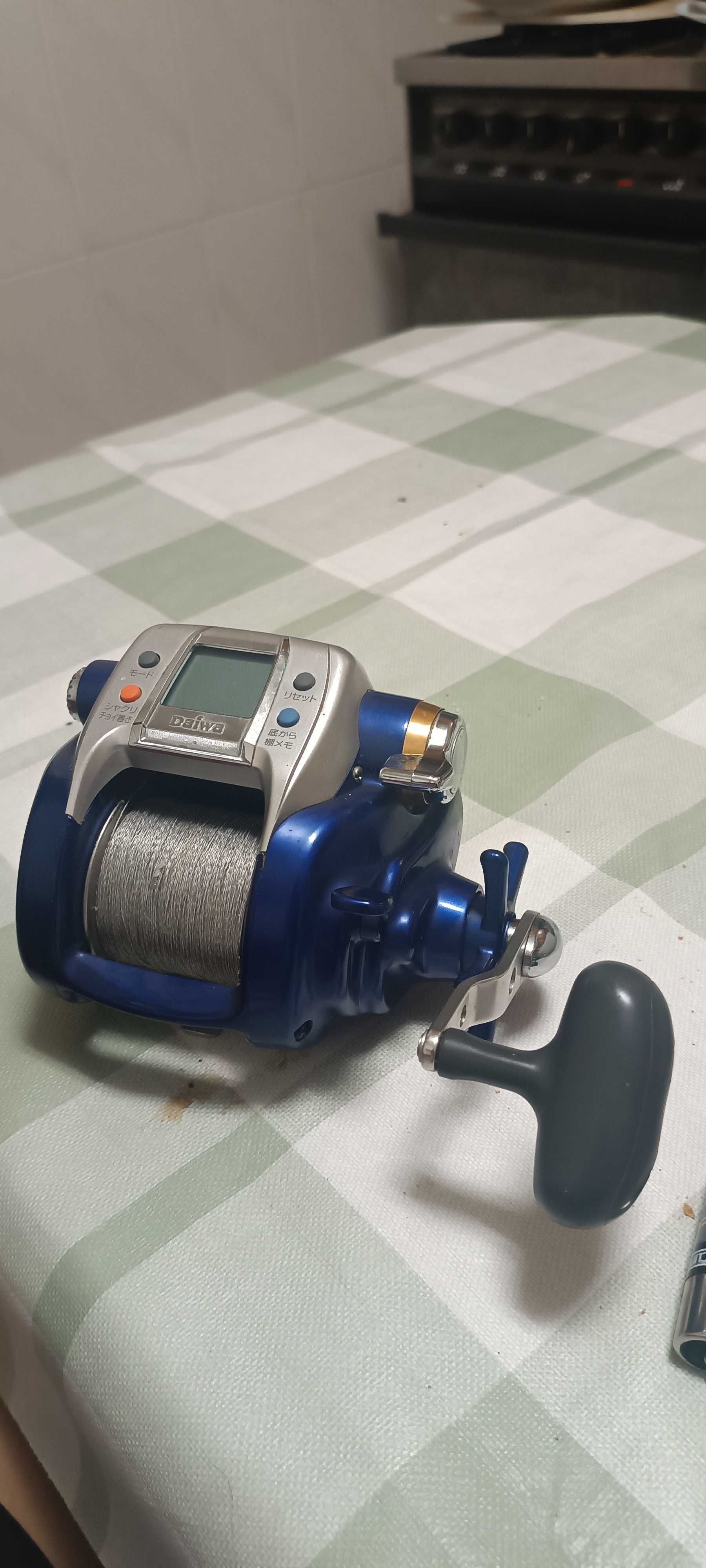 Carrete de Pesca DAIWA 600FE