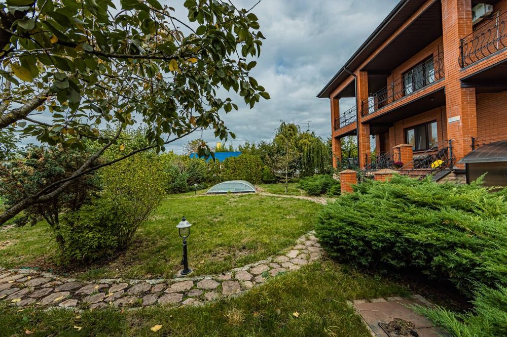 Мала Олександрівка КМ"Зелений Гай" Котедж 350м.з усіма зручностями.