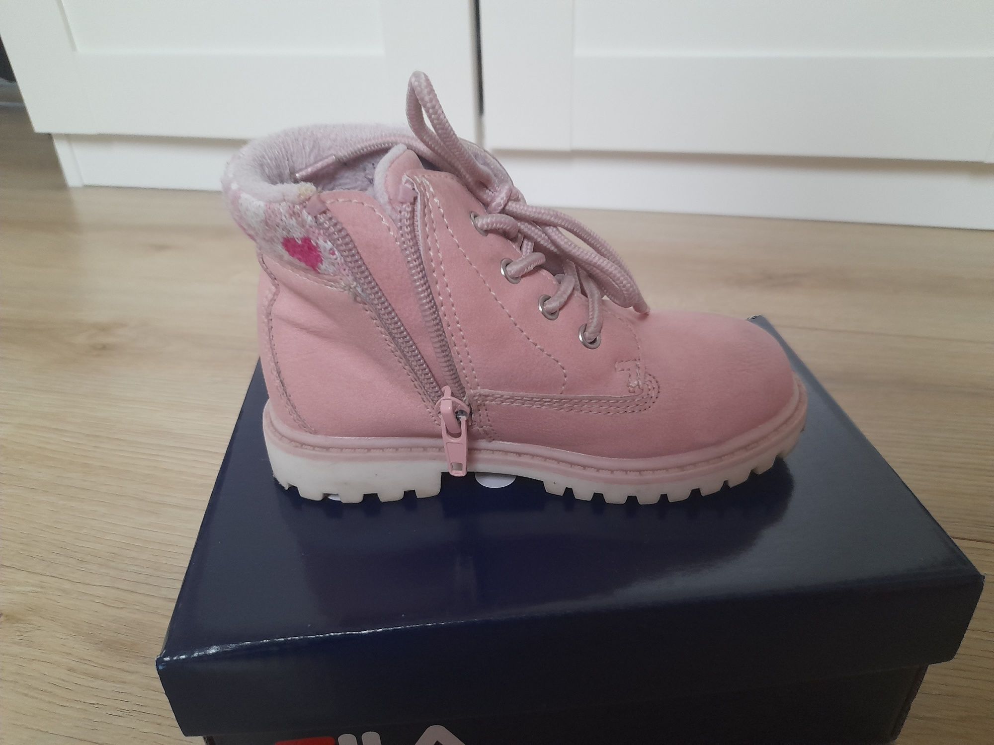 Zimowe buty dziewczęce 25 Fila
