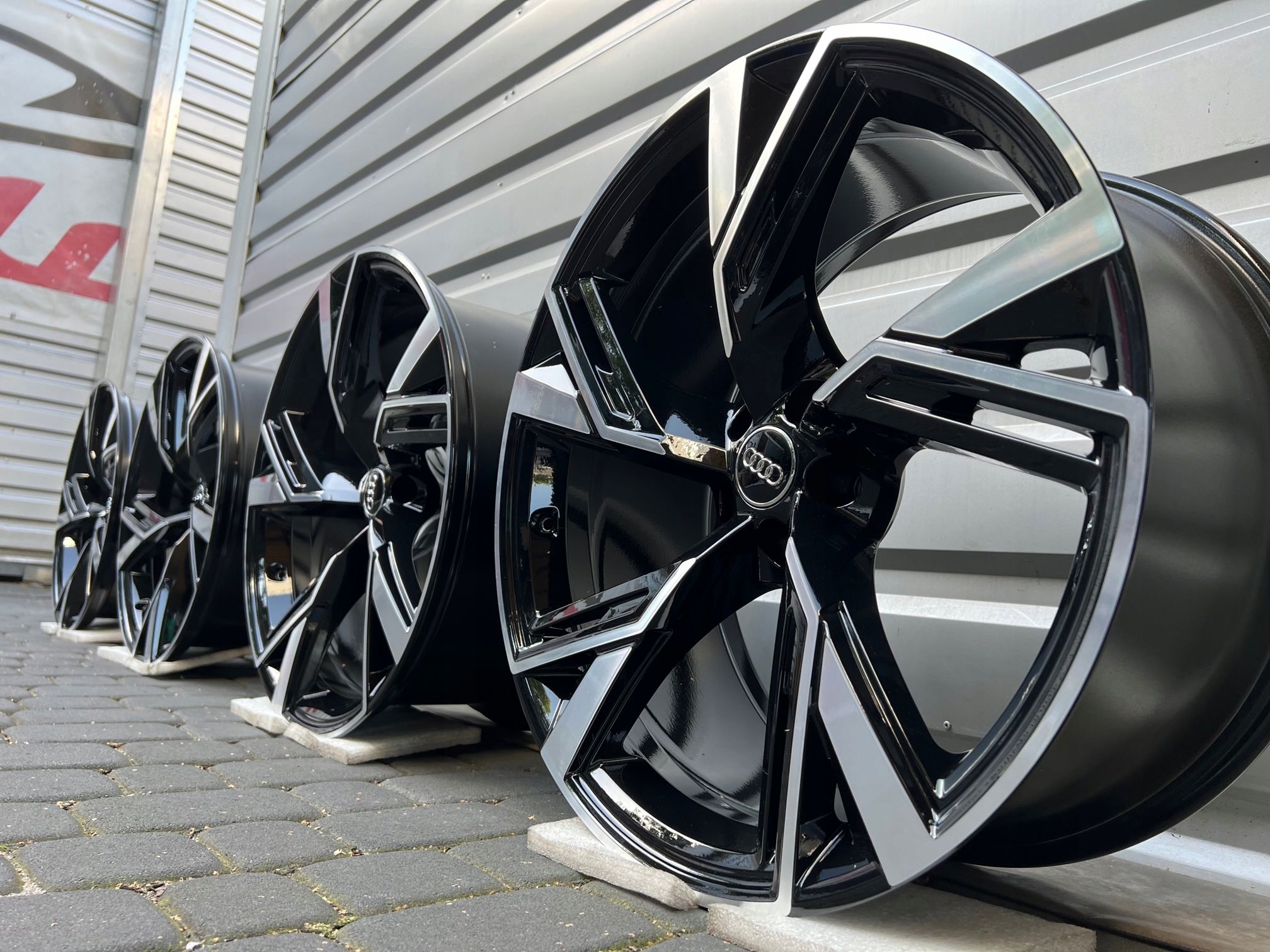 Oryginalne Felgi Audi 22 RS6 RS7 A8 Q5 Q7 Q8 SQ8