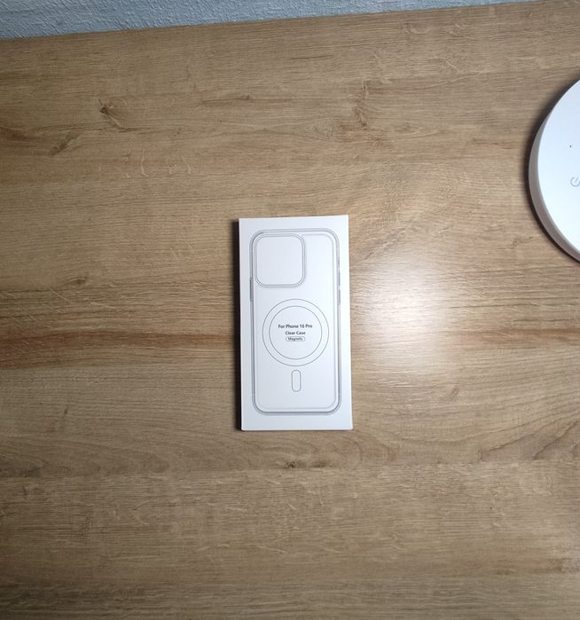 Przeźroczyste etui Clear Case MagSafe do iPhone 16 Pro