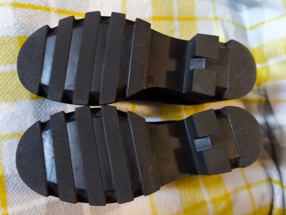 Туфлі з натуральної шкіри