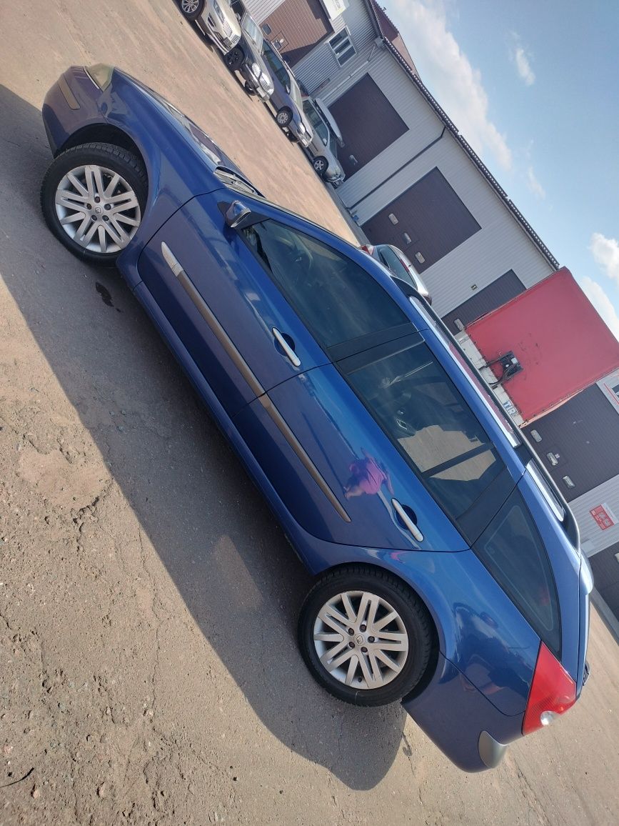 Продам дуже гарне авто Рено Лагуна