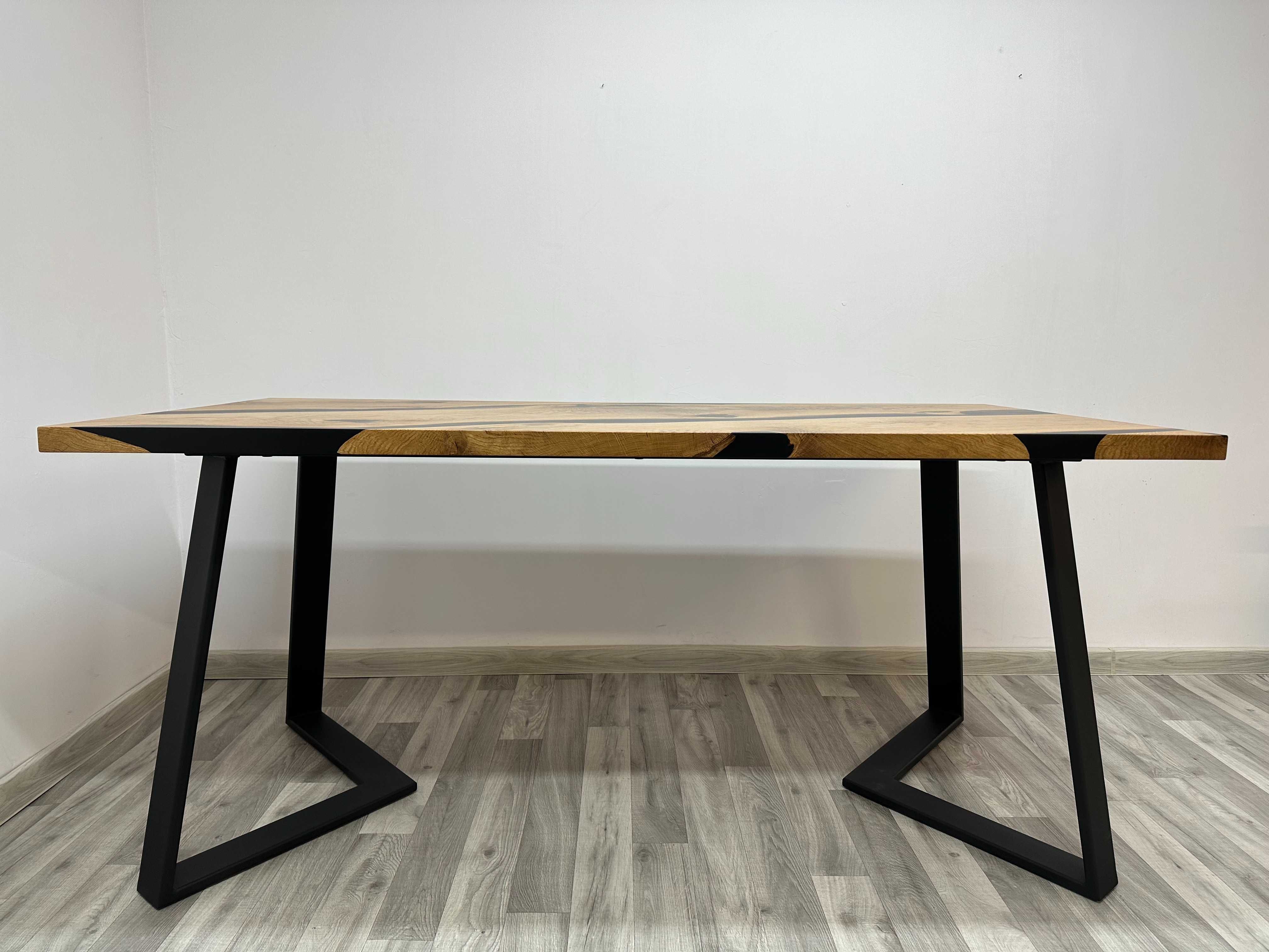 Stół dębowy z czarną żywicą epoksydową 170x86 cm