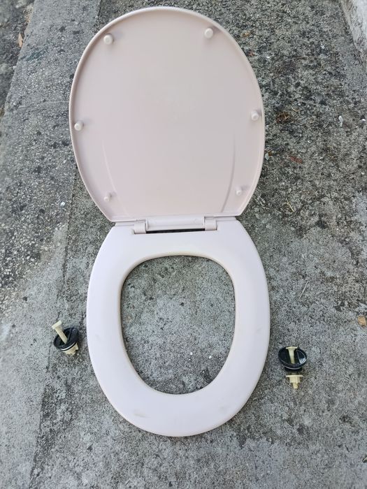 Tampo de sanita cor de rosa e branco