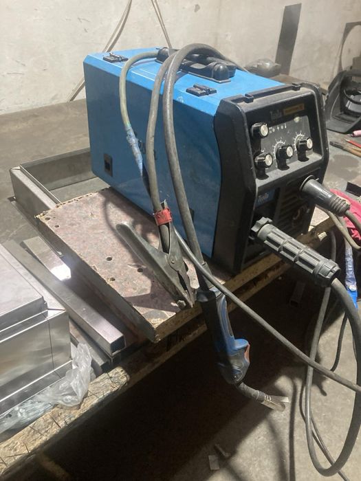 Напівавтомат сварочний Тесла 302 бу