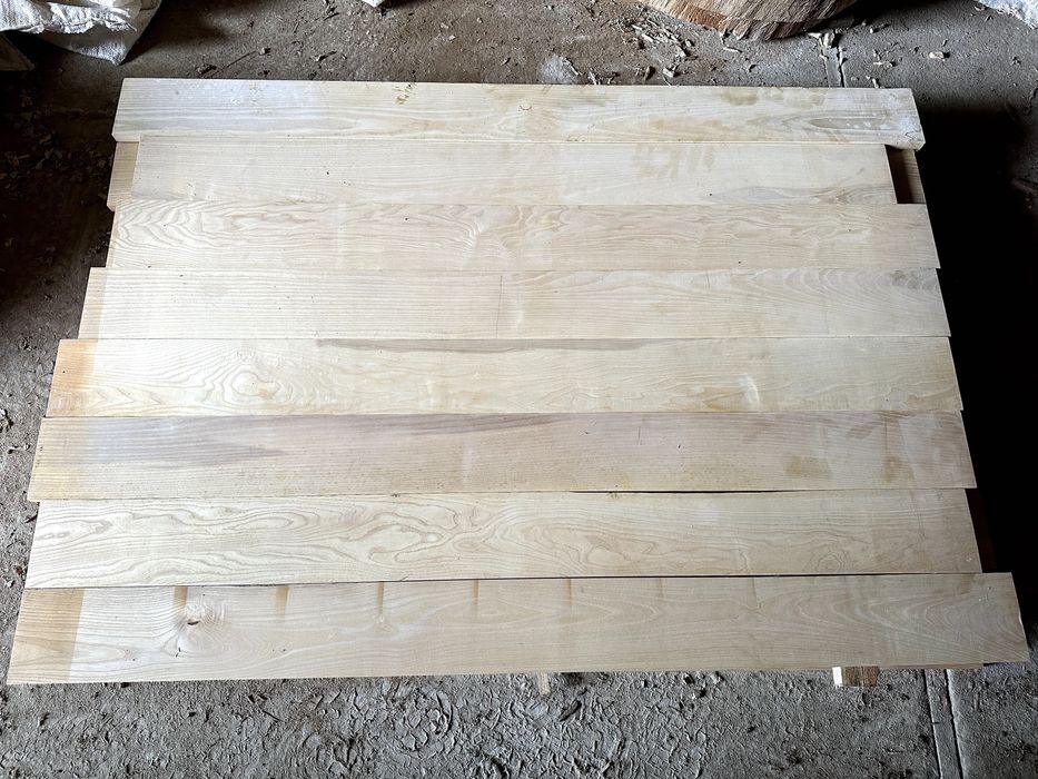 Доска ясеня и дуба для пола. Вагонка, паркет, террасная доска.