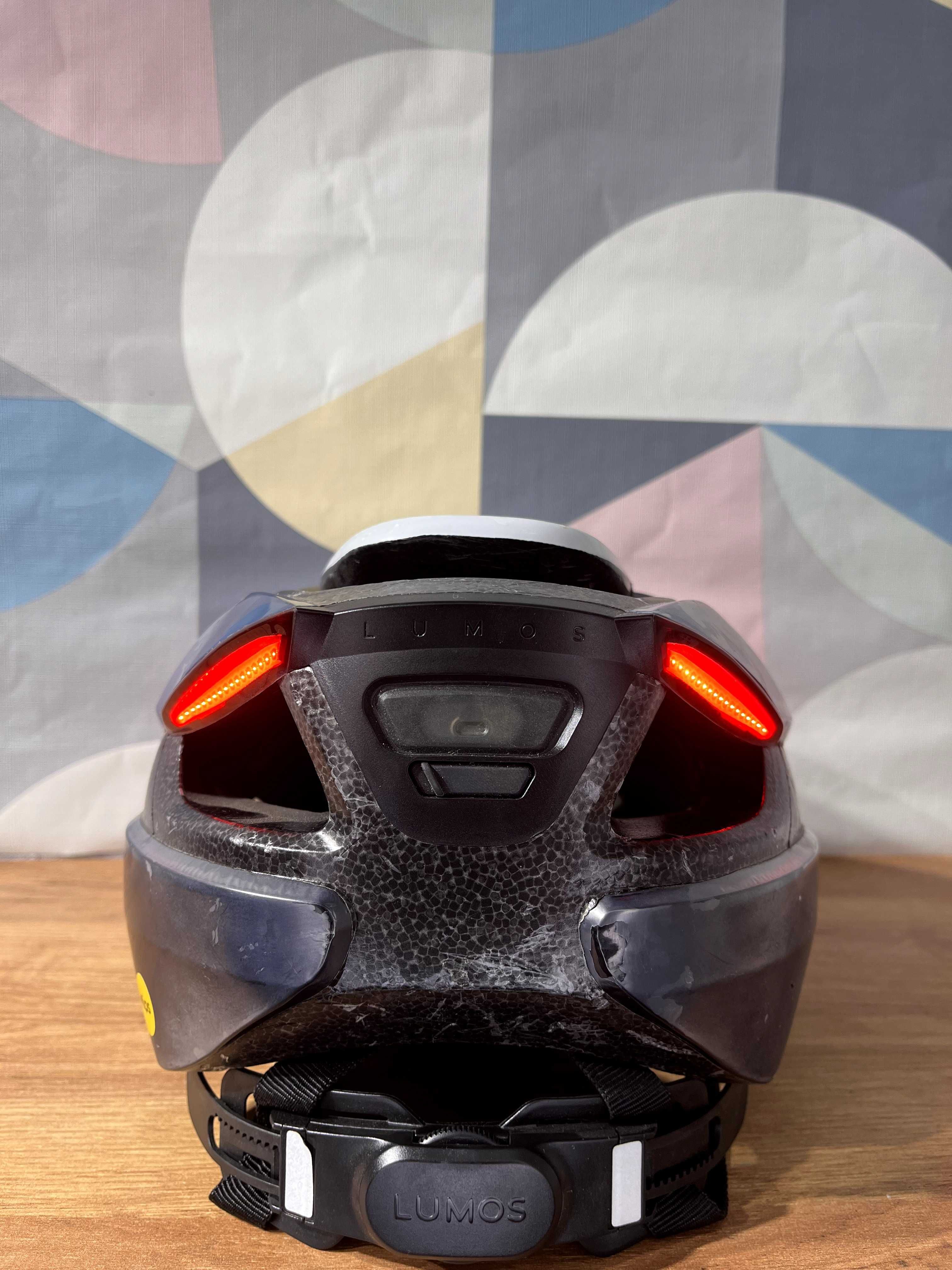 Powystawowy Kask Rowerowy Lumos Ultra Led Mips r. XL (61-65cm)