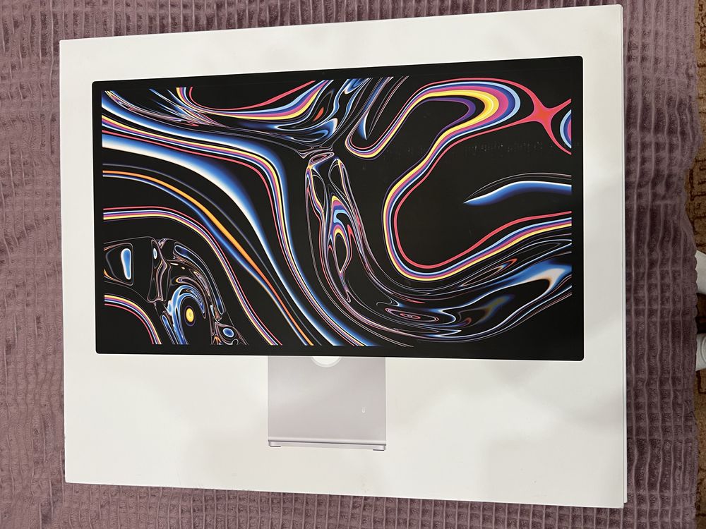 Apple Studio Display