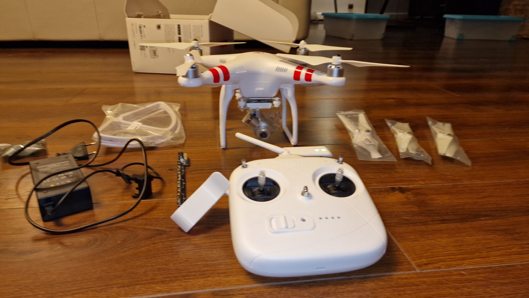 (10% Mais baixo por 10 dias) Drone Dji Phantom 2 Vision Plus sem bater