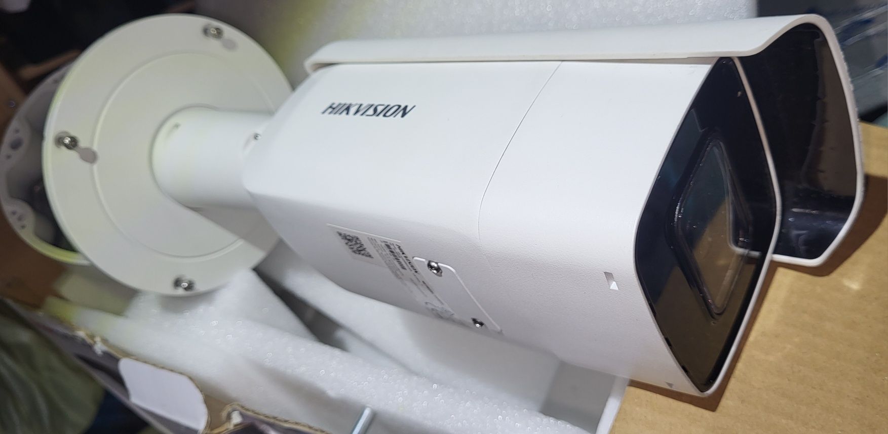 Kamera IP HIKVISION__DS-2CD2686G2-IZS (2.8-12mm) 8Mpx MotorZoom