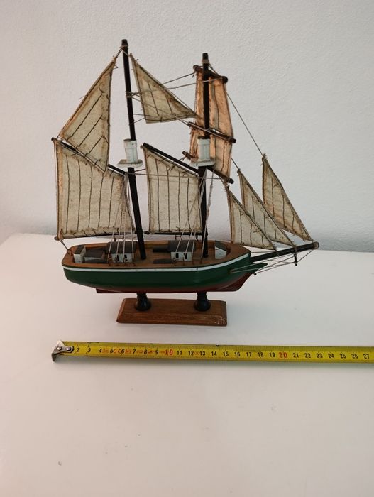 Barco artesanal decorativo