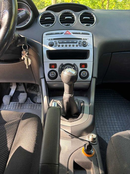 Peugeot 308 sw 1.6 hdi 90km Hak Bez dpf i dwumasy