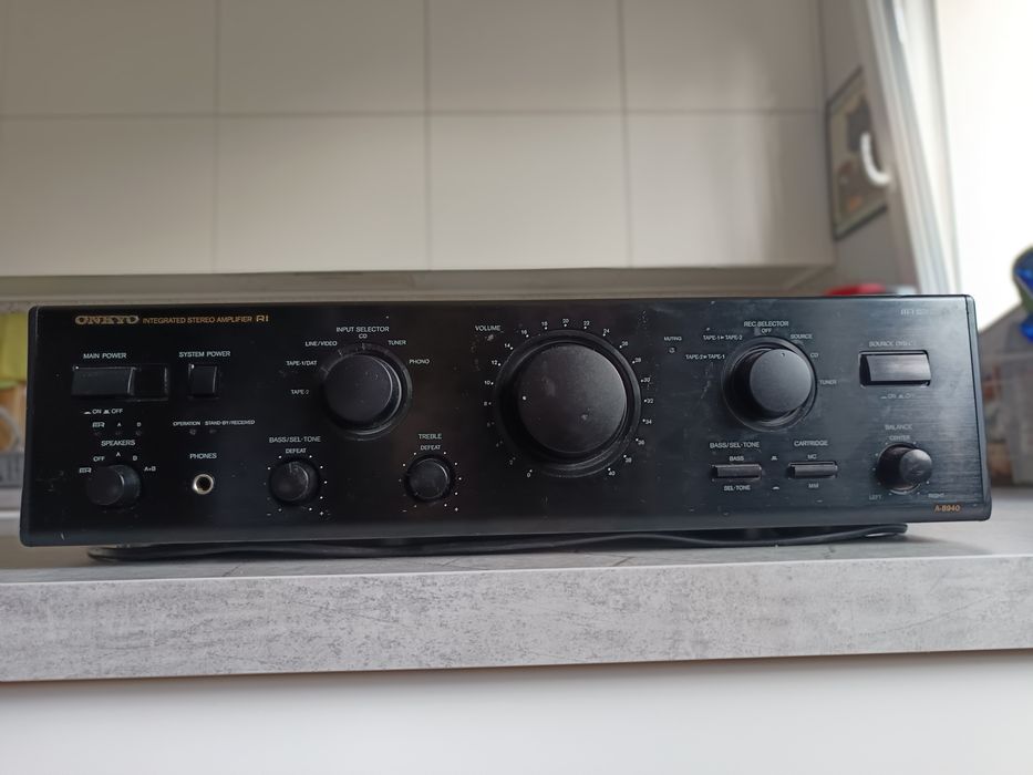 Onkyo A-8940 – klasyczny wzmacniacz stereo, sprawny, made in Japan