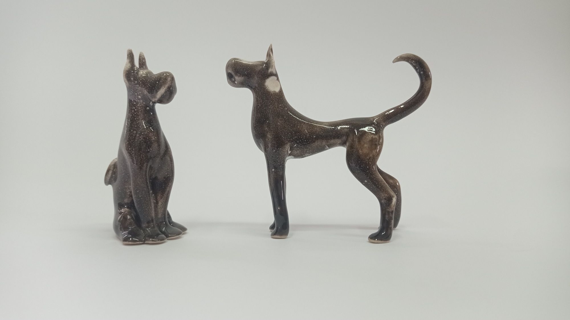 Figurka ceramiczna dog niemiecki, piesek