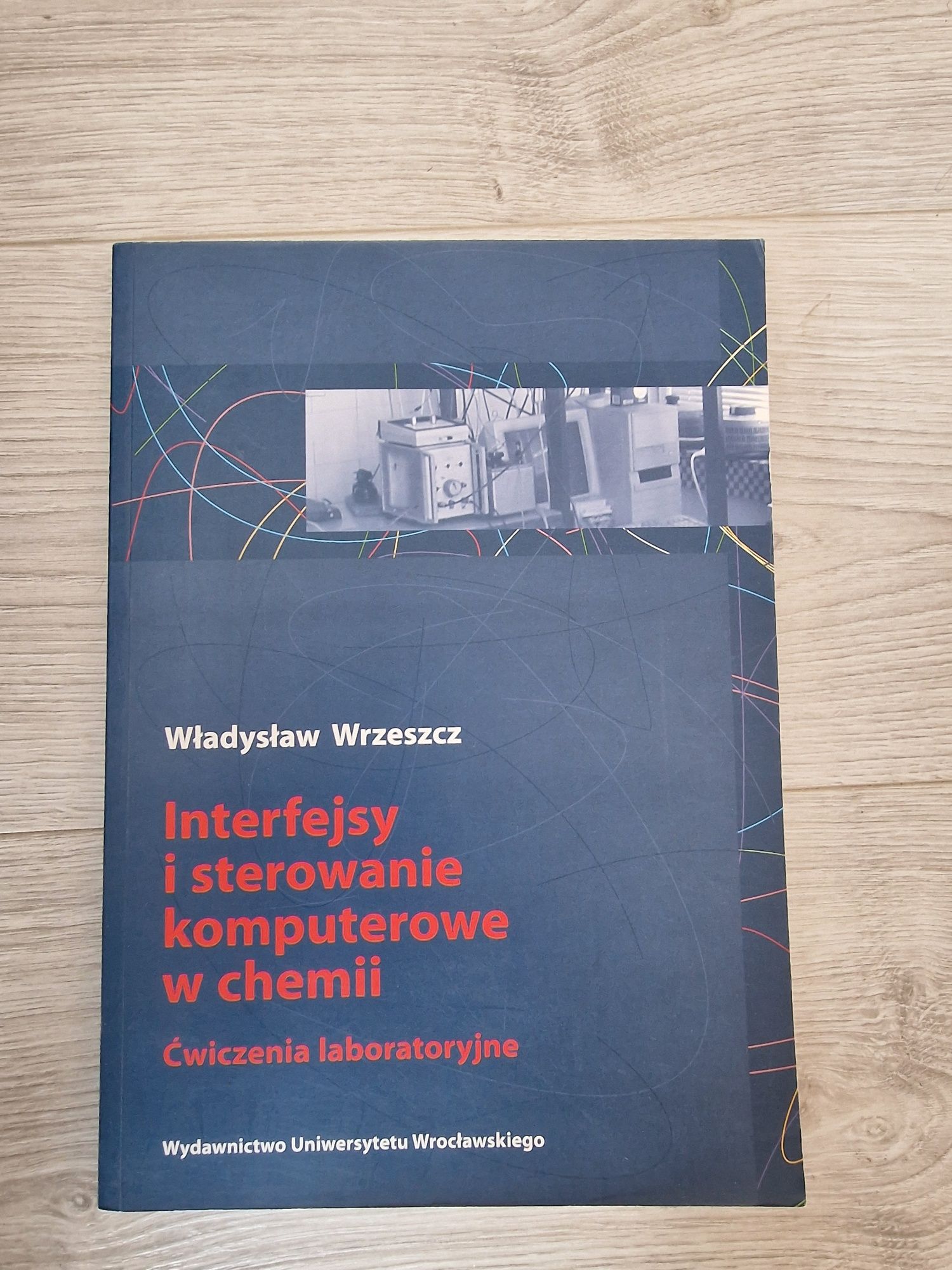 Interfejsy I sterowanie komputerowe w chemii
