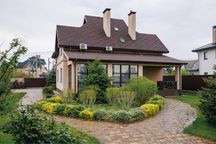 Осещина, сімейний будинок біля пляжу та заміського клубу Яхта