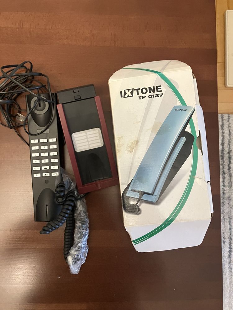 Стаціонарний телефон IXTONE