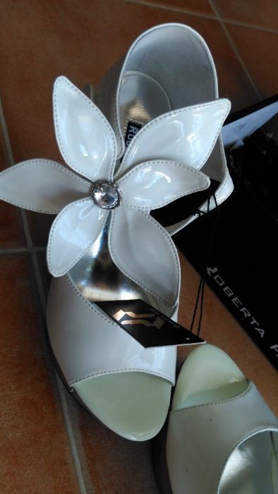 Sandália Roberta Farc