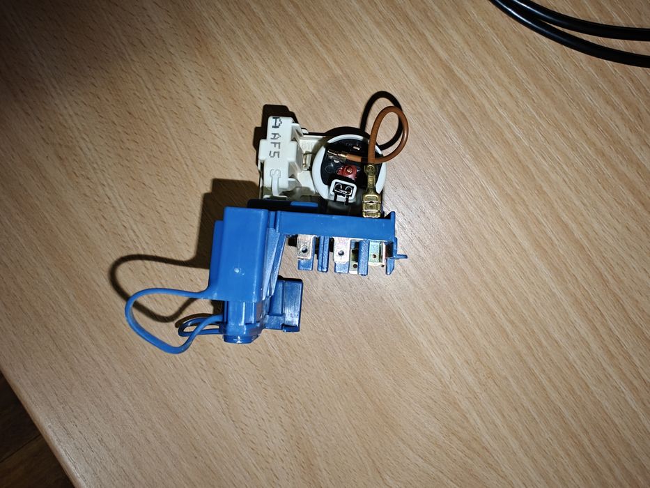 Компрессор холодильника