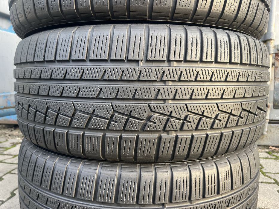255/50 R20 Yokohama 4шт 2022рік 6мм-7мм Залишок протектора