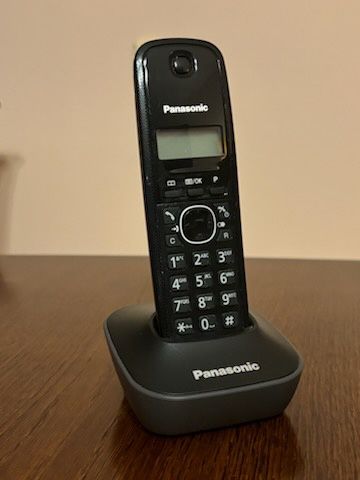 Sprzedam telefon bezprzewodowy Panasonic KX-TG 1611