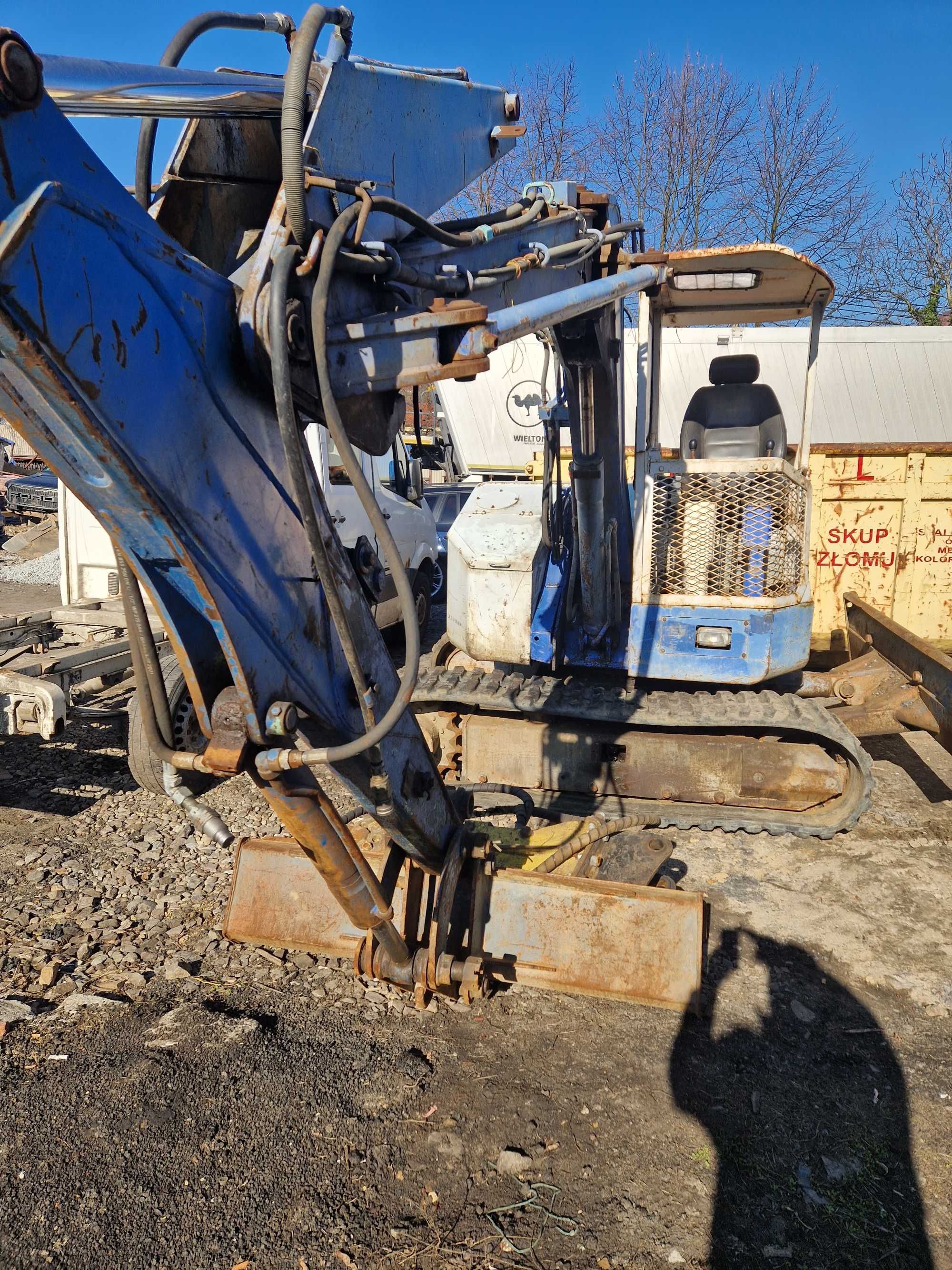 Koparka gąsienicowa HITACHI z młotem do kłucia