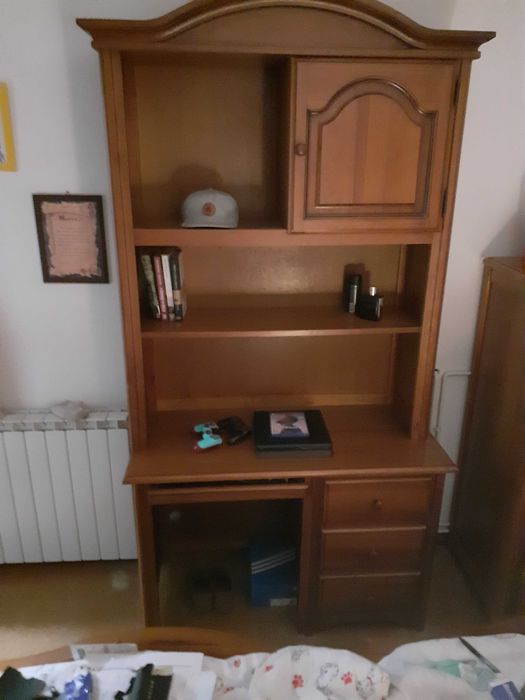 Secretária em madeira pinho mel