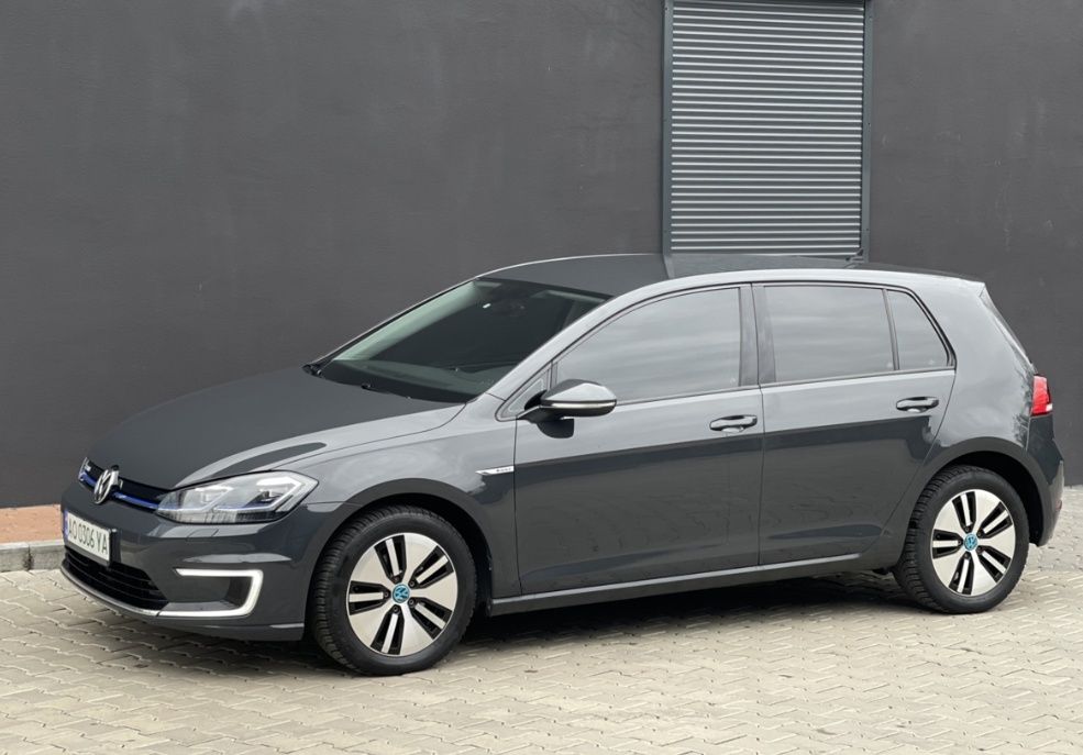 Продам E-Golf 36kw