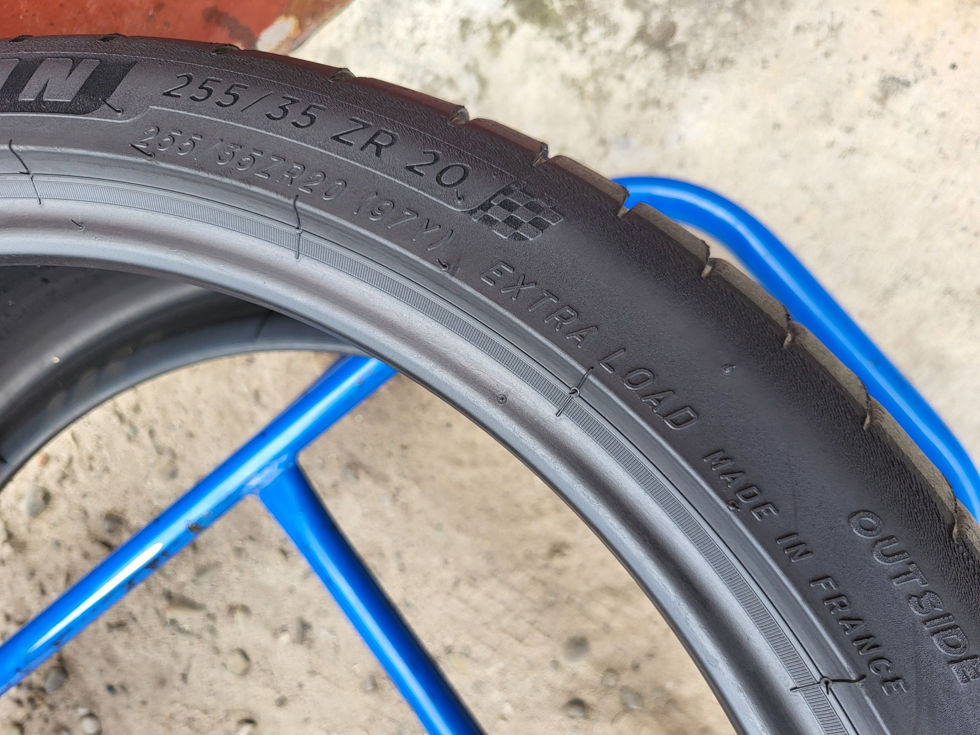 255/35/20 R20 Michelin Pilot Sport 4S 4шт ціна за 1шт шини