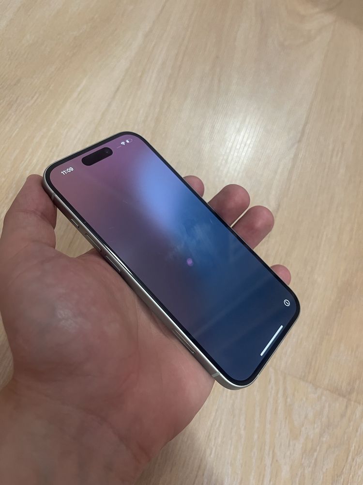 Iphone 15 Green icloud