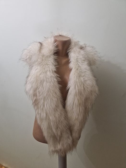 Штучний воротнік комір