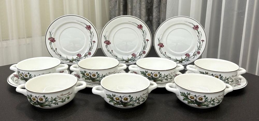 Фарфоровая супница бульоница Villeroy Boch серия Botanika GDR Германия