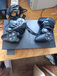 PlayStation 2  Sprzedam używane w dobrym stanie, za płyty z grami +40z