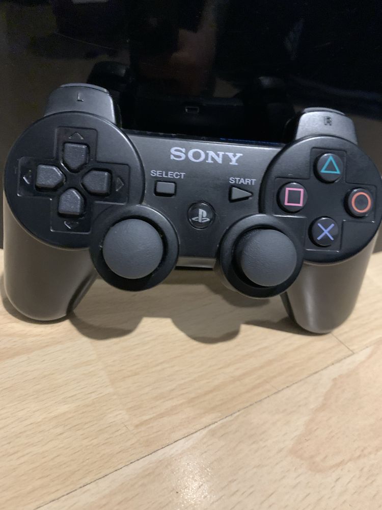 Playstation 3 pad plus gra gra v