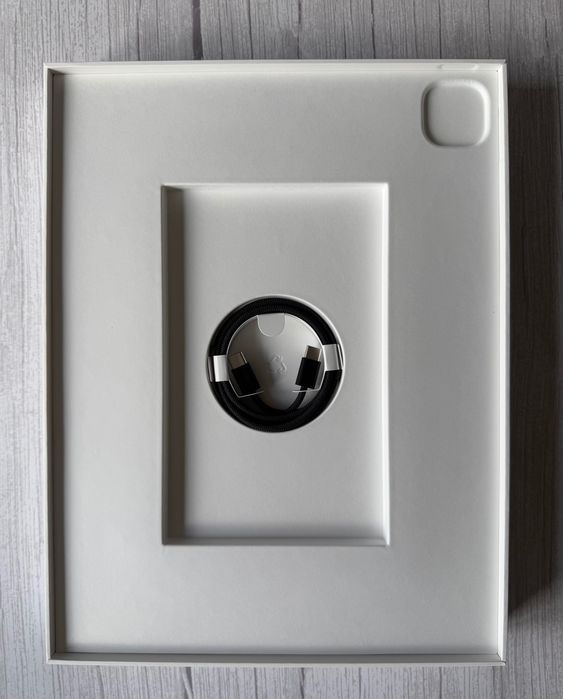 iPad Pro M4 13-inch (M4) Wi-Fi + Cellular 256GB czarny