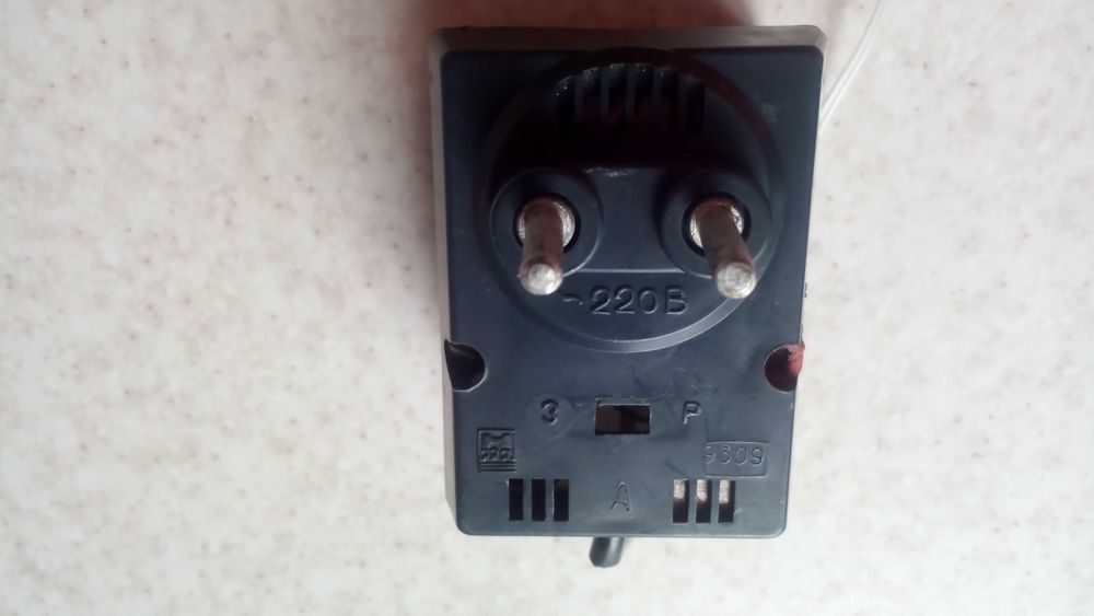 Блок живлення Д2-37 для калькуляторів СССР