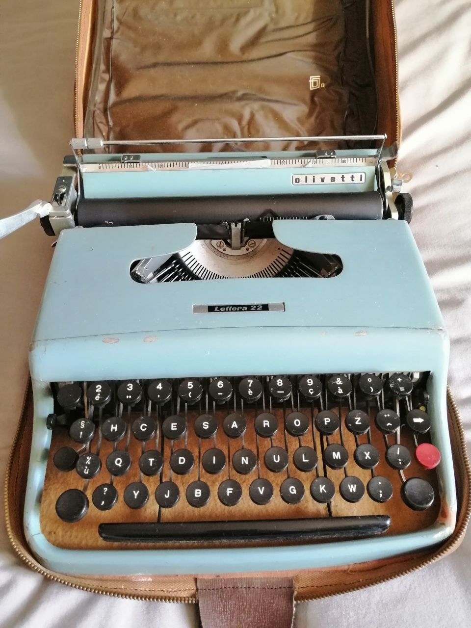 Máquina escrever Olivetti 22