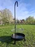 Sprzedam metalowy grill obrotowy z paleniskiem