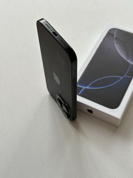 Продам IPhone 16 PRO MAX 256 Neverlock